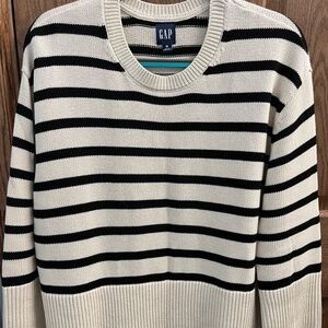 Gap women’s sweater, light tan and black stripe, size M